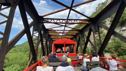 Au départ de Rivesaltes vers Axat et les Gorges de l'Aude - app.name