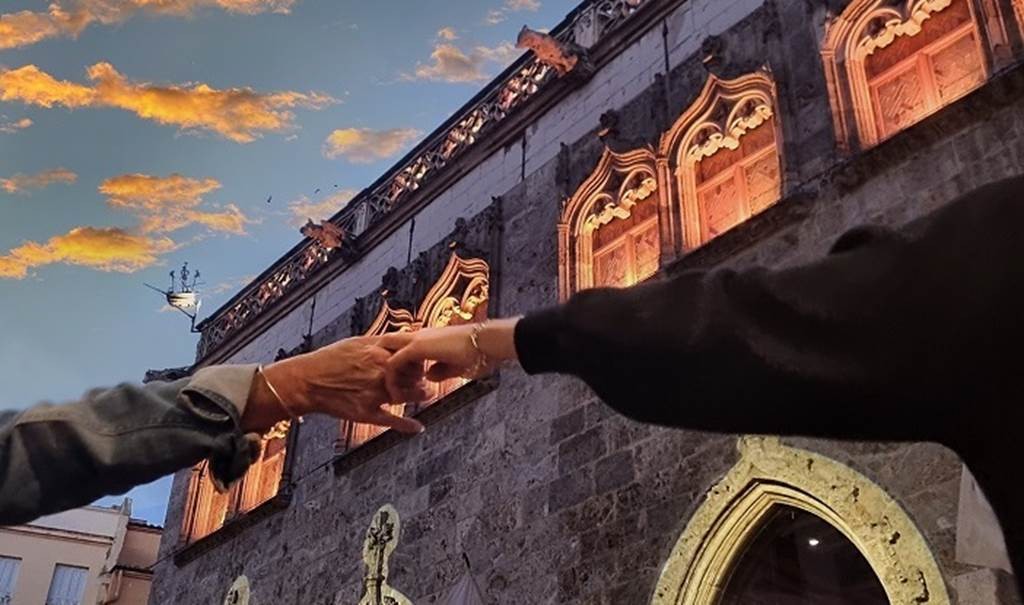 Perpignan en lumière - visite guidée nocturne - Perpignan Expériences