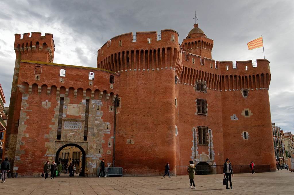 Visite guidée de Perpignan en gyropode - Perpignan Expériences